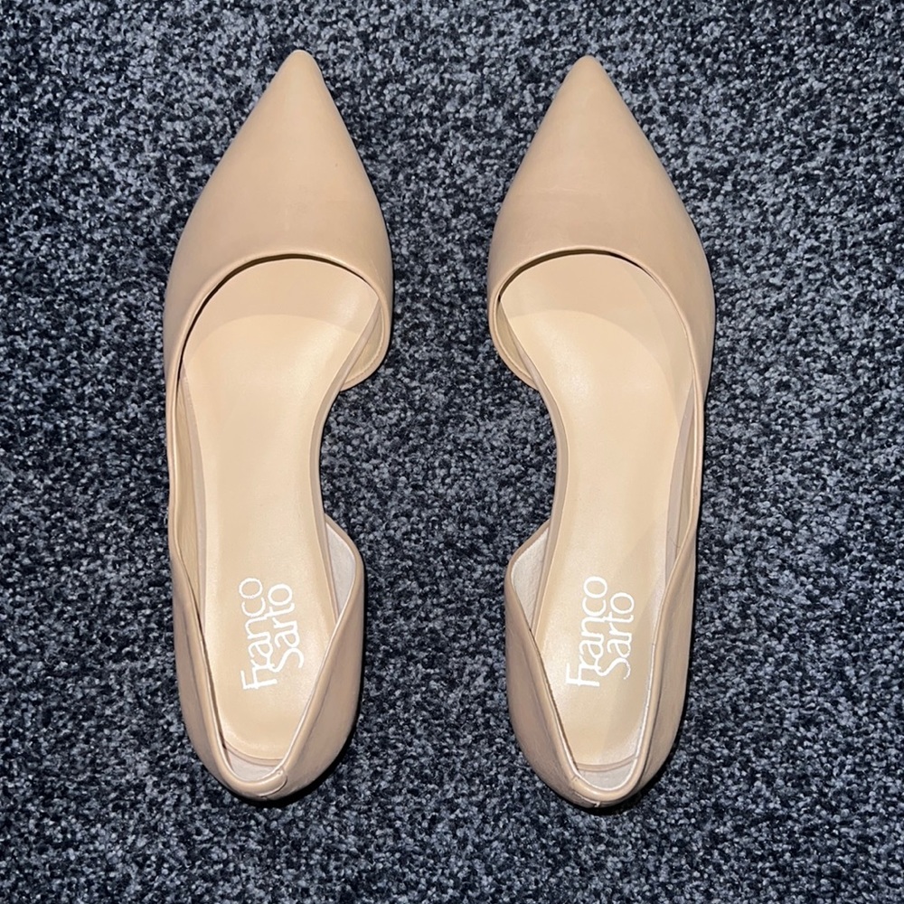 Franco Sarto Nude Flats BRAND NEW